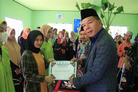 ViDeO SyUr SmK BuLuKuMbA kunjungi situs resep - Akses koleksi tapping melodic image 1