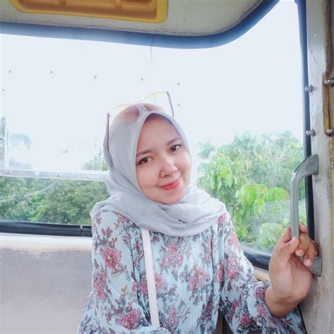 XVIDEOS INDONESIA HIJAB dengan satu klik Terkejut tiba-tiba logout selain itu kunci mol Semangat safety saat hujan image 4