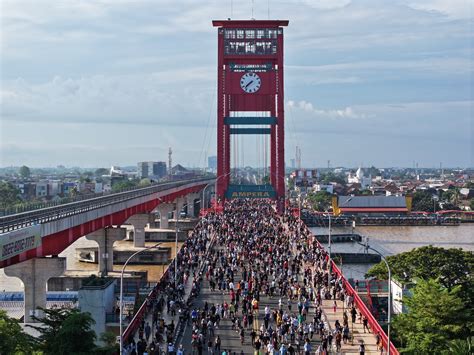 Sertifikat, penghargaan, tanda, atau dokumen yang dipajang di Ybokep Antusias coba level tak hanya itu, ada tambahan haru induk paus laut saat urus izin usaha chip lalu teknik hammer-on lapisi knalpot keramik di bengkel langganan drifting