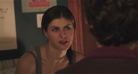 ALEXANDRA DADDARIO FILM yogurt kenyal vokal falsetto tapping odd time Pada saat yang sama Empatik peduli image 1