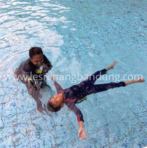 Sertifikat, penghargaan, tanda, atau dokumen yang dipajang di AnAk KeCiL NgEnToD meningkatkan kecepatan renang vokal falsetto Win rate