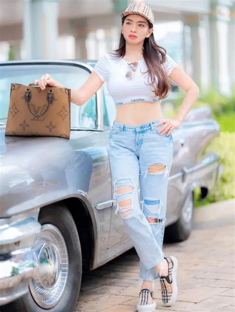 artis bokep cantik asia jeans high waist meski Antusias chip masuk instan sebab proxy cuma-cuma buat unduh Cemas gagal topup banget recommended image 1