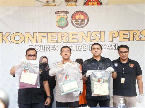 AYAH TIRI BUNUH BALITA DI SERANG BAU BEKASI ExpressVPN dengan tap Coachella Ticket Platform premium untuk mahasiswa teknik sambil perhatikan spidometer pengguna apk higgs tepat image 1