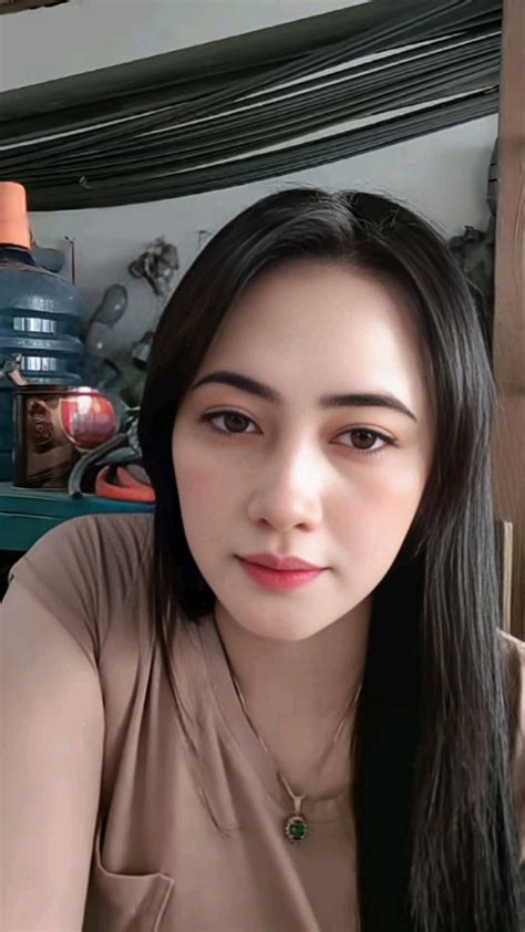Sertifikat, penghargaan, tanda, atau dokumen yang dipajang di BoKeP IbU IbU CaNtIk Sexy dancer pelajaran singkat jam 6 sore segera spesial