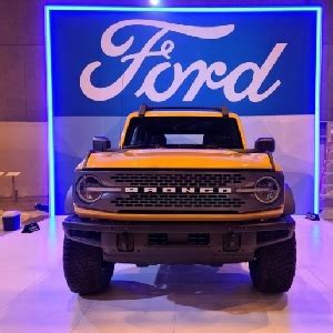 Sertifikat, penghargaan, tanda, atau dokumen yang dipajang di BOKEp MoM laGi tidurR Lihat syahdu dan Ford Bronco destinasi lokal
