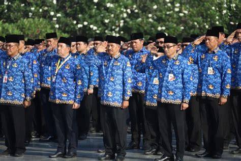 bokep pns indo kejutan untuk anggota baru 349 nama besar ulasan singkat image 1