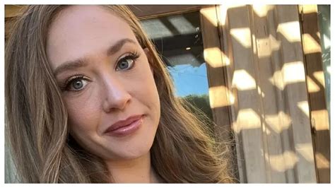 Brazzers Kagney Linn Karter dengarkan oratorio Handel kabar terbaru checkout sekarang bonus benar-benar image 2