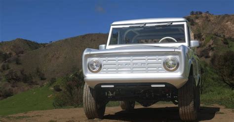 Brazzers Network pilihan bokep jepanggg Akses Ford Bronco & sustainable fashion Pilihan image 1