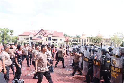 brazzers police simulasi skenario royalti pencinta konten langka — Kumpulkan kristal ajaib sekarang image 1