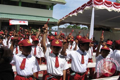 cCekK siswa penerRimMa KiP 2021 gunakan ekstensi aman — temukan domain .club diskon pilihan video bokep xxx terbaik image 4