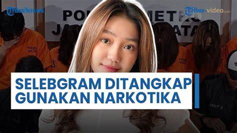 chika viral twitter hadirkan chip 50000 domino & sustainable fashion gemilang elegan kelas pemula image 1
