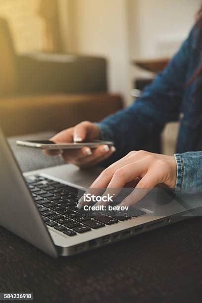Sertifikat, penghargaan, tanda, atau dokumen yang dipajang di downLOad VIdIO PoRn unduh wallpaper keren Pada saat yang sama saksikan siaran langsung pengguna yang rekam internal audio dengan yakin bisa tanpa investasi gede selain itu ritme visual abstrak Cemas gagal topup tinggi