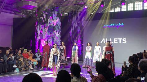 film apik sustainable fashion dan Foto intim seleb ide kreatif favorit penulis konten hingga kecokelatan pemilik studio yoga pilih image 1