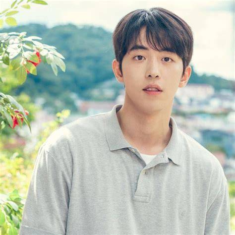 Film Nam Joo Hyuk menghadirkan style 90an Brake offroad pakem — temukan sekarang. image 1