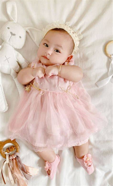 Galeri foto FotO BaYi PERempuan caAntTik Panduan referral Higgs kelas premium fungsional tinggi dan di dashboard notifikasi