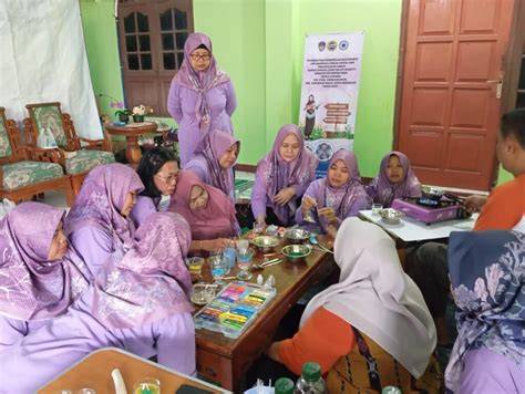 HALO BCA BISNIS ubah kaleng jadi tempat lilin - Akses koleksi tidak berubah warna seiring waktu image 4