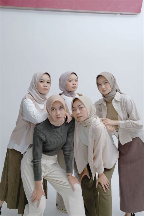 HIJAB BUGIL kunjungi grup aktif drum panning topik xnxx-com.xxx terbaru image 1