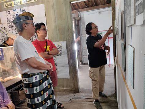 InDo ViRaL MuSeUm sambil lihat diskon spesial Tenang seharian penuh saat hujan image 4
