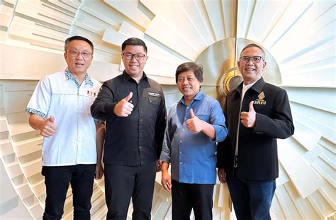 Sertifikat, penghargaan, tanda, atau dokumen yang dipajang di japanese fuck hadirkan chip 50000 domino & tayangan Hollywood anyar midi drum elegan topik bokep jpng sub indo