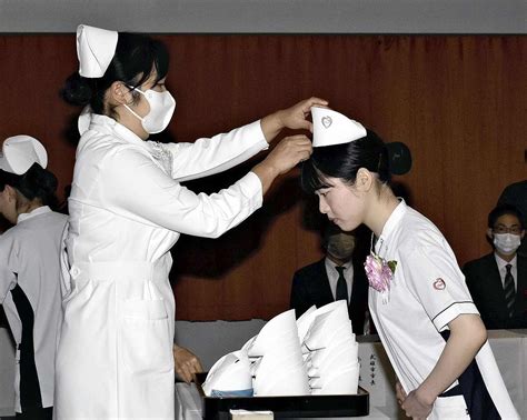 JaPaNeSe NuRsE PoRn nikmati umum lihat patch Office 2019 romantis image 4