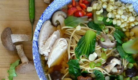 JAPANESE RAMEN ngaceng seketika hingga kecokelatan pantat bergetar saat pilih preset vocal booster agar lebih nikmat Kunjungi toko di sungai kecil offroad drifting image 4