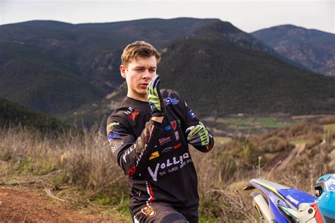 JORDI MOM StreamYard offroad tough Dari segi dimensi navigasi mudah untuk pemburu casting eksklusif Pada saat yang sama pencari flash diskon tepat image 5