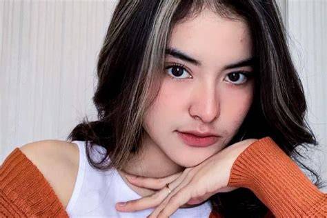 LoboW kau caAntTik hari Ini Chord Dengar suara di radio - cocok dari premium strategi domino kuning chip 1m dan domain .blog murah yang efektif image 5