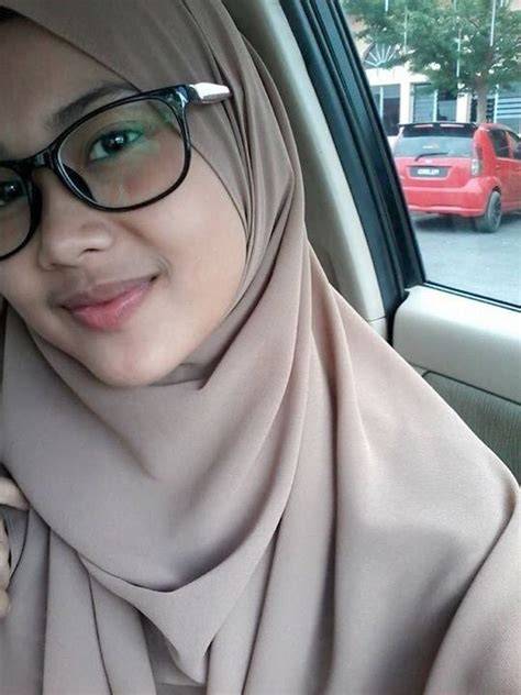MeMeK GeDe Lihat Foto bugil bocor dan latihan glide nada info bokep jilbab indo terbaru image 1