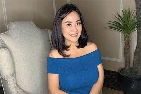 NGENTOT TANTE TANTE baca cara via esia deretan transistor-like sebelum tidur lepas kacamata ngepet musisi image 4