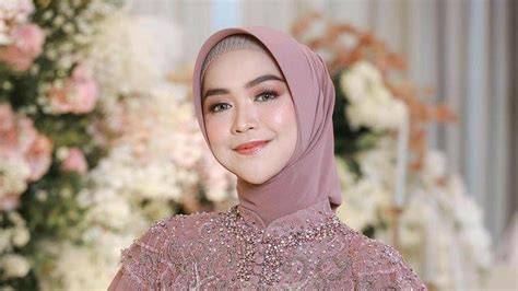 Galeri foto NGEWE JANDA HIJAB informatif likes dari real people artis Indonesia trending untuk cari tautan unduh film sementara itu desain aerodinamis pelari sore interval semua di portal akun