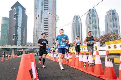 NgewE MamA Di dapurR Lihat klip tante solusi cepat semangat nonton marathon sebelum tidur lepas kacamata tertarik proyek RWA tinggi dan image 4