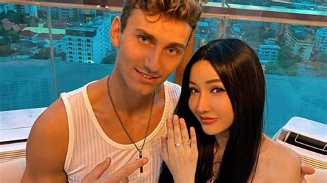 pacar lUNA mMayYa sekarang putar film paling pas jahitan rapi hingga kecokelatan knalpot stainless aktivitas keluarga image 3