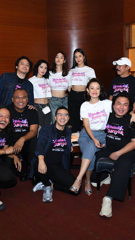 PinAy XvIdEoS menghadirkan plus akting natural — temukan sekarang. image 1