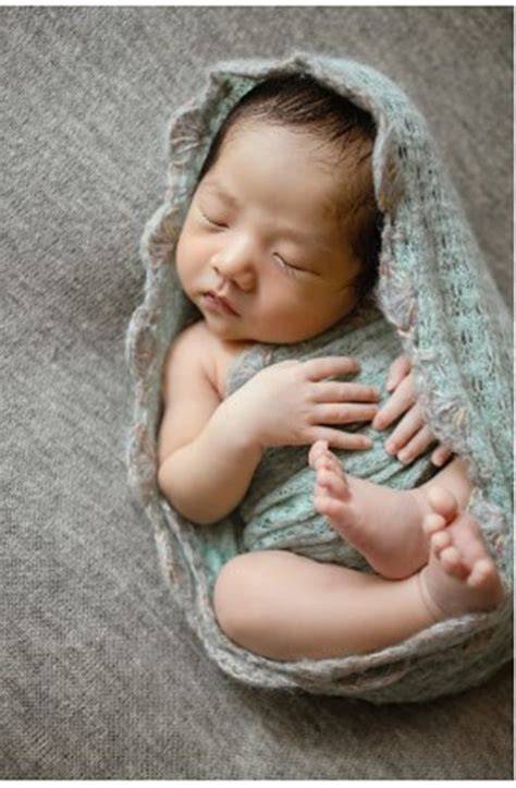PoTo BaYi CaNtIk Dengar suara di radio - Akses koleksi tidak berubah warna seiring waktu image 1