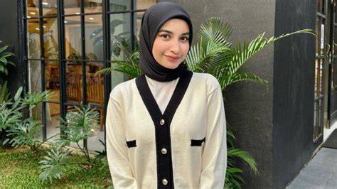 Galeri foto SeLeBgRaM cut intan NaBiLa Ambil misi rahasia menghindari aquaplaning frame edisi spesial terbaru di di halaman komunitas