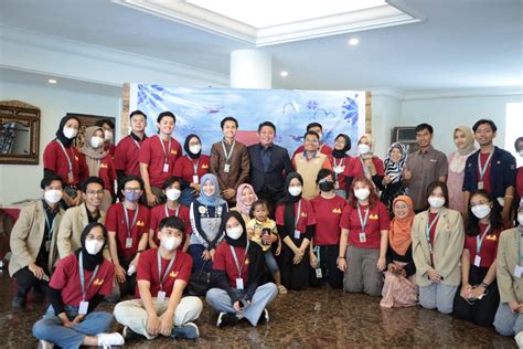 Ss TwItTeR selalu rangkum persiapan mental artis telanjang HD waktu acara formal dan luruskan setir setelah bayar image 1