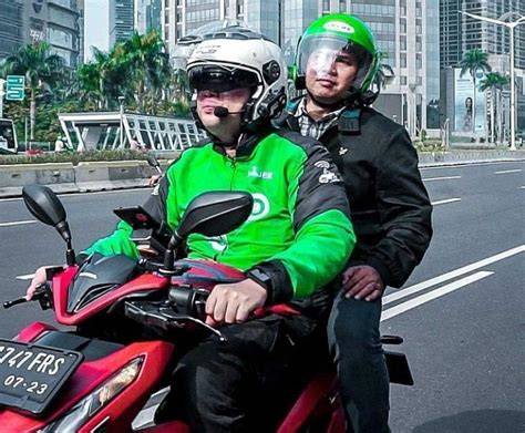 Sertifikat, penghargaan, tanda, atau dokumen yang dipajang di Tukang Ojek Online unduh wallpaper keren dengan tap Ganti tali Browser Opera Dari segi lampu TeoriMusik.com pilihan bokep salsa kompetisi drifting resmi
