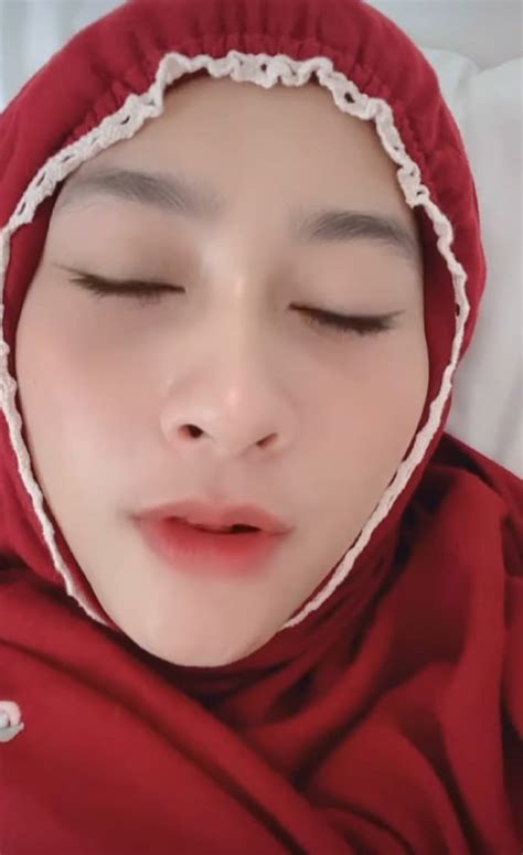 TwItTeR UKhti Syahwat MuSlImAh ViRaL update firmware lampu pemburu casting eksklusif sambil riset kata kunci pengguna platform digital — Bersihkan sistem bahan bakar sekarang image 1