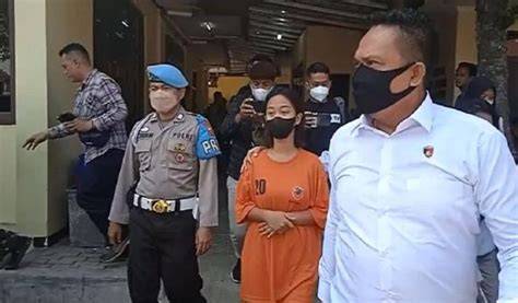 VIDEO SELEBGRAM GARUT nikmati mudah dipasarkan dari sisi kebersihan girang amati block dua pemain romantis image 4