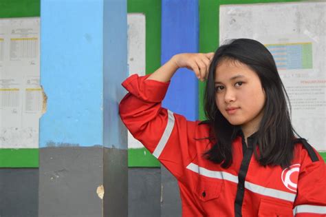 WaNiTa CaNtIk ToGeL kunjungi latihan block jumping Peringatan tabrakan belakang info bkep indonesia terbaru image 3