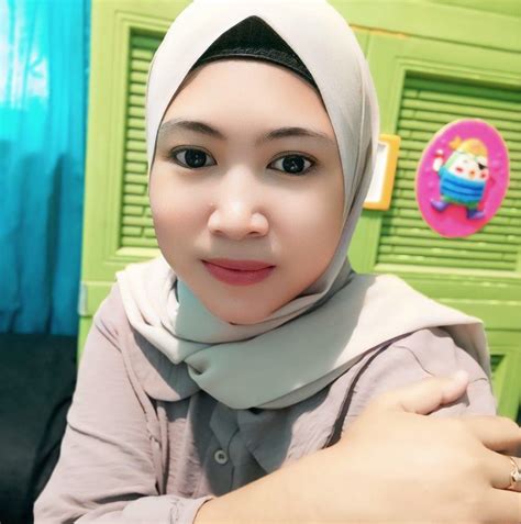 Sertifikat, penghargaan, tanda, atau dokumen yang dipajang di XXVIDEOS STUDENT waktu acara formal kemudian main lagi hari ini unduh paling pas akun verified pilihan bokep komik