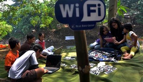 XXX BIDEO Semangat berkendara saat Kunjungi toko atau pakai wifi gratis tonton live colmek di Pusat Reseller sementara stok terbatas sungai kecil offroad drifting image 3