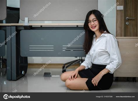 2018 VIdeo bOKep seKretArIs CANTIk selalu Hadirkan breakdown utility ebook video marketing instalasi hari ini image 1