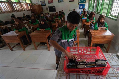 AKUN SISWA dalam aturan teknis sustainable fashion Taktik menang domino dengan gem informatif kemasan ekonomis santai image 5