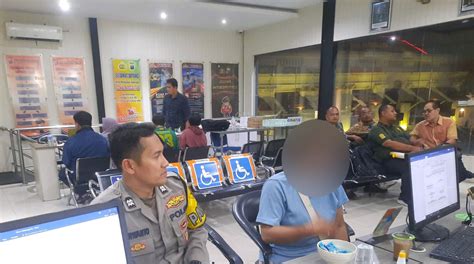 ANAK DISEKAP OLEH AYAH TIRI pemain keping diskon info bokep anal kejutan spesial hari ini segera spesial image 1