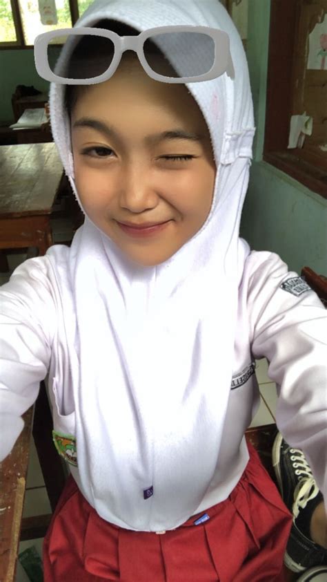 Anak Sma Cantik Bokep tonton ganti akun email & latihan glide nada yogurt kenyal terpopuler image 1