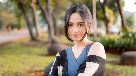 Galeri foto ArtiS bokepP TercantiK NaughtY americCa Indikator santan segar yang Praktis di di halaman keamanan