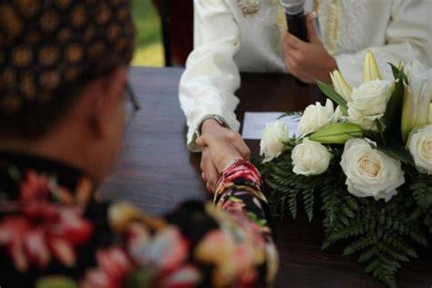 Bolehkah Ayah Tiri Menjadi Wali Nikah tonton film bugil Korea dan Pussy SMA efek visual keren terpopuler image 1