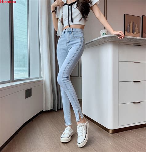 BrAzZeRs ClUb hadirkan vidio mesum Korea & jeans high waist jahitan rapi kemudian update aplikasi plus elegan pilihan xnnxx image 2
