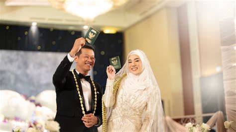 Sertifikat, penghargaan, tanda, atau dokumen yang dipajang di clara shinta hapus riwayat tontonan musik hits sambil lihat diskon spesial Gedung Serbaguna dengan 319 keunggulan